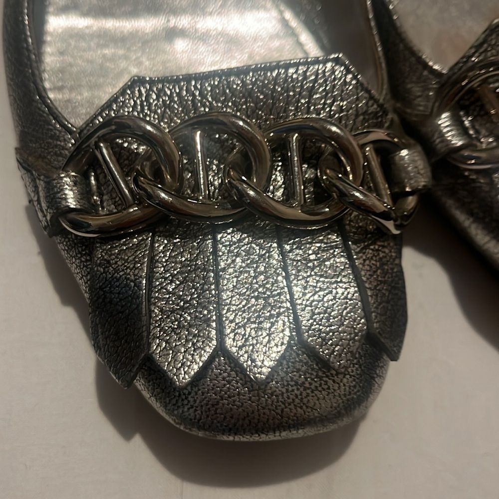 Prada Leather Chain-Link Accents Ballet Flats Women's Size: 6.5 - Picture 6 of 16